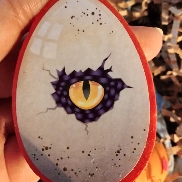 Dinosaur eggs beeswax crayons bogo free - Picture 9 of 12